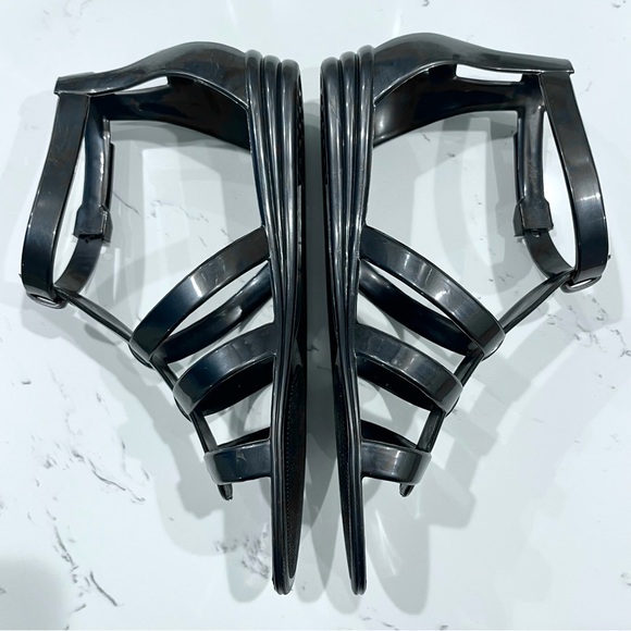 MARC JACOBS | Rubber Gladiator Jelly Sandals in Black | Size 7 | IT 37 - Picture 5 of 15